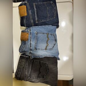 3 pairs of 32x36 American Eagle Slim Jeans. Used and in good condition. WYSIWYG